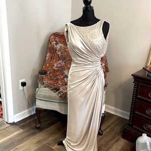 Adrianna Papell gorgeous champagne gown